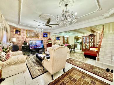 RUMAH CANTIK FREEHOLD Double Storey unit at Bandar Damai Perdana