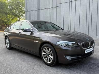 Bmw 520i 2.0 LIMOUSINE (A) -Premium Selection
