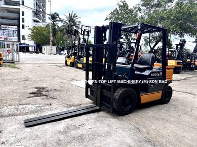 JAPAN Direct Imported TOYOTA 2.5 ton FORKLIFT