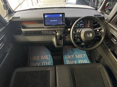 Honda N-Box 660cc Custom Turbo Honda Sensing