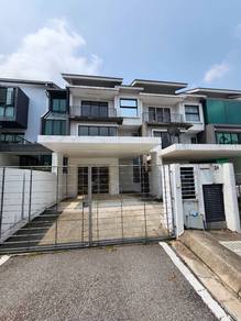 Dale value buy 3sty landed house