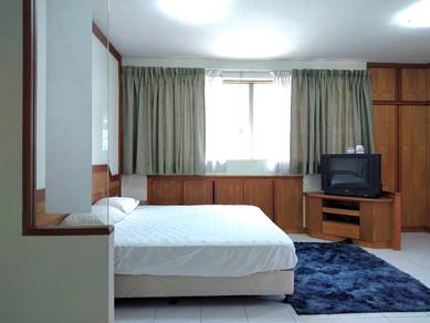 Fully Furnished Middle Room For Rent at Mont Kiara Pelangi