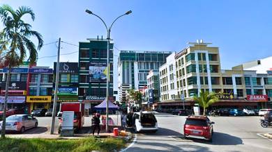 [ROI 5%] Freehold 3-Sty Shop - Seksyen 16, Alam Avenue (Next to Mall)