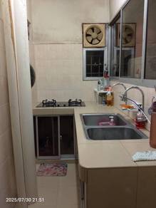 Taman Puncak Kinrara apartment  at Taman Puncak Kinrara