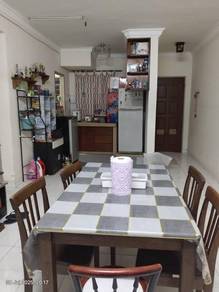 Taman Puncak Kinrara apartment  at Taman Puncak Kinrara