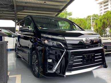 Toyota VOXY ZS KIRAMEKI 2 w ROOF MONITOR 2PD