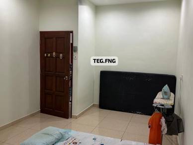 Renovated Unit 2 Storey Terrace House @ Batu Belah Klang For Sale
