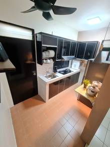 Mentari Court, Bandar Sunway|Bilik Sewa Level 3 (Lift) – WANITA MUSLIM