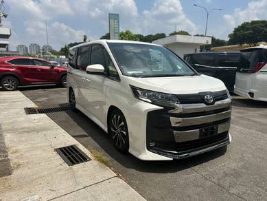 Toyota NOAH 2.0 SZ (A)