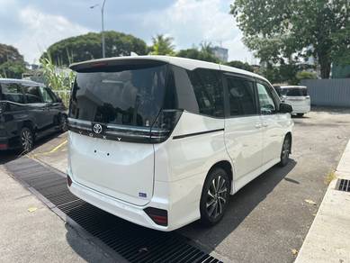 Toyota VOXY 2.0 S-Z (A)
