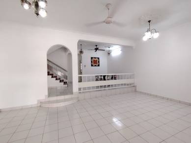 2 Storey @ Jalan Undan, TAMAN PERLING (New house painting, near shops)