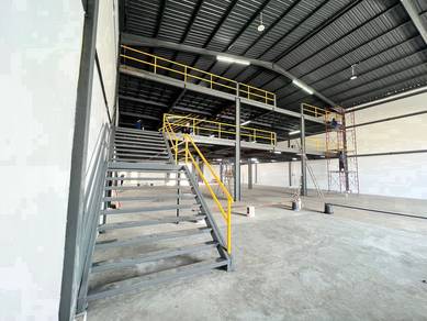 旺厂出租[14,000sf with 2 MEZZAINE FLOOR] Kampung Baru Sungai Buloh, Subang