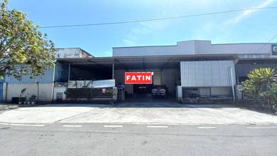 1.5 Storey Semi D Light Industrial Factory (intermediate)
