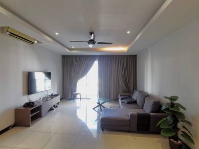 Special unit with 2 balconies with hill, sea Pg Bridge view!