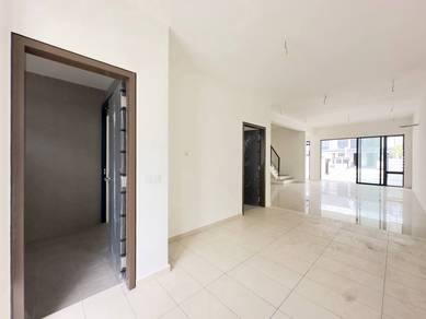 FREEHOLD BRAND NEW FLEXIBLE BOOKING  Bandar Bukit Raja NADIRA Klang