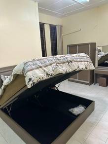 【📍Taman Desa Cemerlang】(Master) Bilik Untuk Disewa Room for Rent