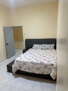 【📍Taman Desa Cemerlang】(Comment)Bilik Untuk Disewa Room for Rent