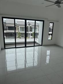 Brand New Caledonia Bestari Jaya 2 Sty House For Rent Ready To Move In
