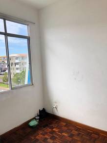 Tingkat 1 - University Apartment 1 (UA1) @ Jalan UMS - Boleh Full Loan