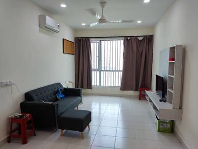 One Foresta Sungai Ara 900sf 3-Bedrooms Fully Furnished 2-Carparks