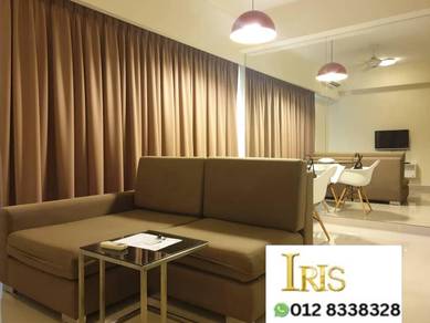 Luxury Peak Soho Condominium For Rent