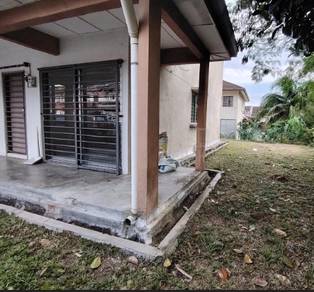 CORNER 2 Storey House LEP Taman Lestari Putra ( Individual Title )