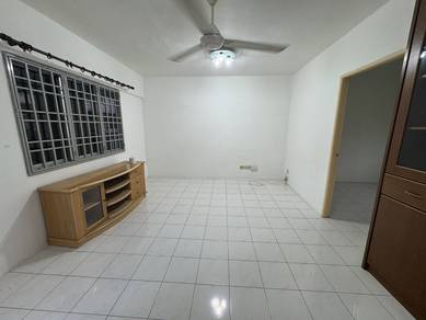 Sri Ivory (Sri Ivori) Apartment