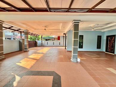 ((RENO CANTIK)) CORNER LOT 2 Storey, Seksyen 3 Bangi