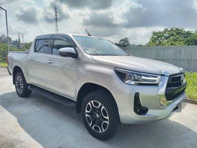 Toyota HILUX 2.4 V Newfacelift 4X4 (A)