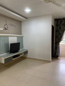 Ixora Height, fully renovated with 2 parking lots at Lip Sin