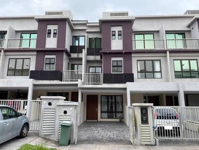 [Cheapest] The Strata TownHouse Bandar Puteri Bangi