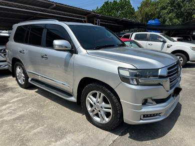 Toyota LANDCRUISER V8 4.5 (A)