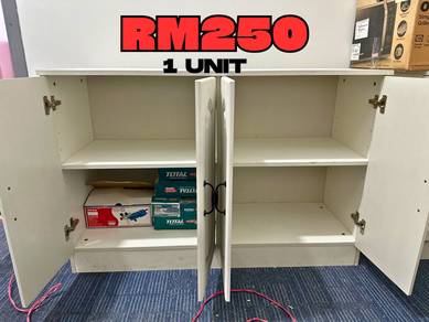 Kabinet Dinding 4 Pintu