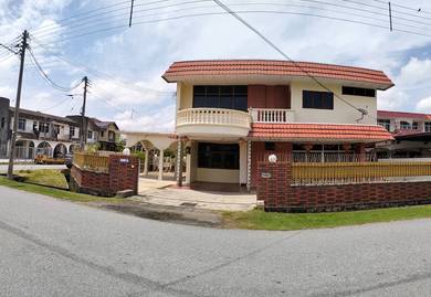 A double-storey detached house for Rent (Taman Syed Mohamad)