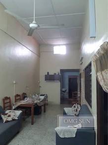GOOD CONDITION Batu Belah Klang 1 Storey House 22x75 4R2B Auto Gate FH