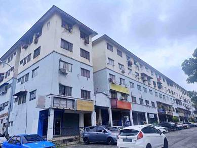 Pangsapuri Putra Raya, Seksyen 2, Seri Kembangan, Selangor