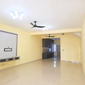 Tiara Sendayan 2 Sty Freehold 4R3B Move In Cond Well Kept For Sale