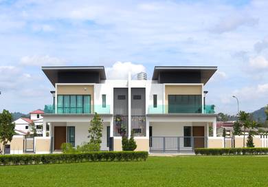 Seremban Semi Detached House 45x80 , Gated Guarded Peaceful Area