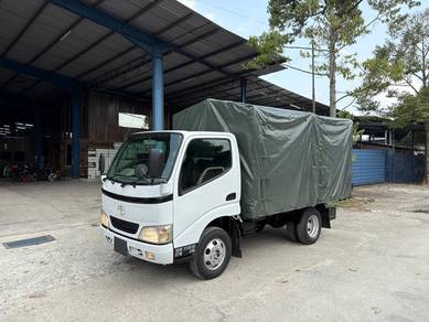 Unregistered 10 Kaki Toyota KDY230 Wooden Cargo Wi