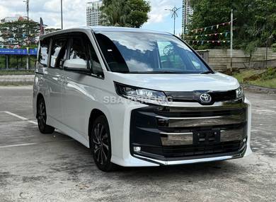 Toyota NOAH 2.0 S-Z