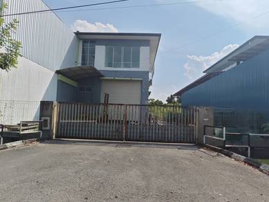 Batu Kitang Semi-D Industrial Warehouse for Sale