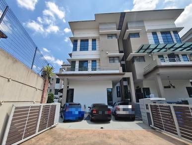 End Lot SEMI D, 3 Storey Jelutong Height, Bukit Jelutong Shah Alam