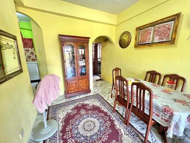 Taman Sri Tanjung (Semenyih) Flat