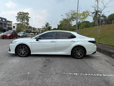 Toyota CAMRY 2.5 V MY18 XV70 FACELIFT (A)