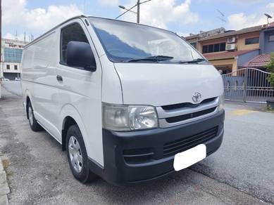 Toyota Hiace 2.5 (M) Panel Van
