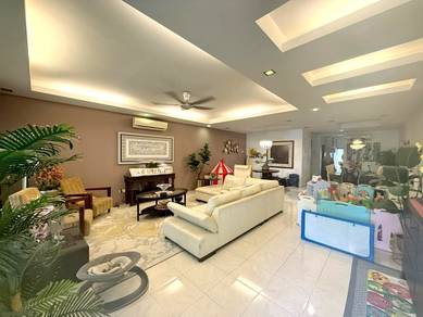 2400sqft Renovated Double Sty House Bandar Nusaputra, Puchong 