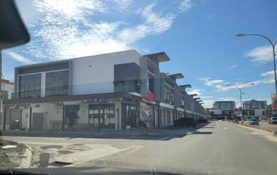 Benoni Parklane Ground | First Floor | Shoplot | Mainroad | Papar