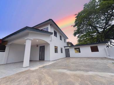 2 Storey Medium Cost House , Taman Kota Masai , Corner Lot , Renovated