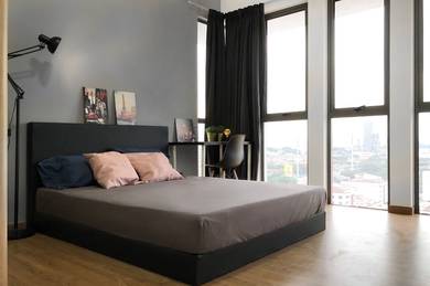 The Annex master room and single room open oct available