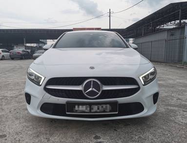 Mercedes Benz A180 1.3 SEDAN (A)